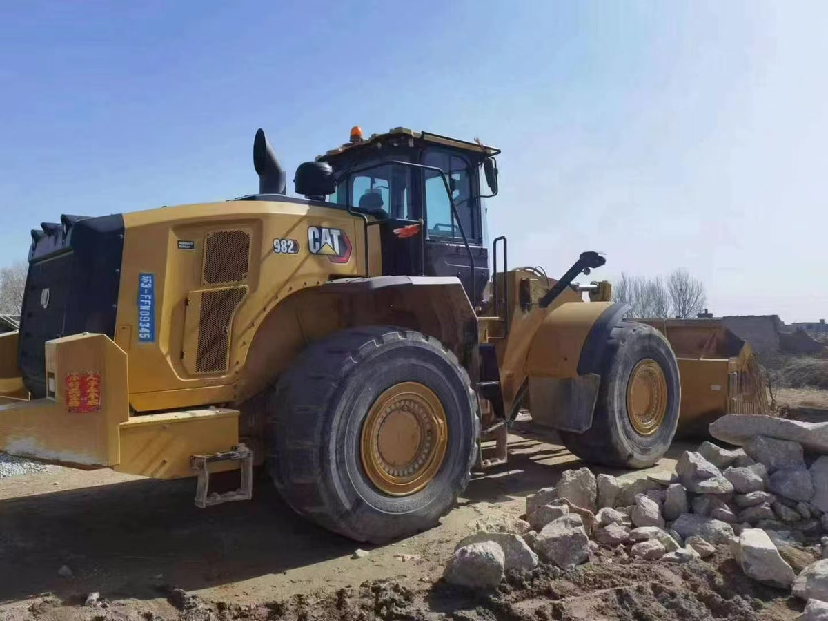 2021 Year Caterpillar 982 Loader