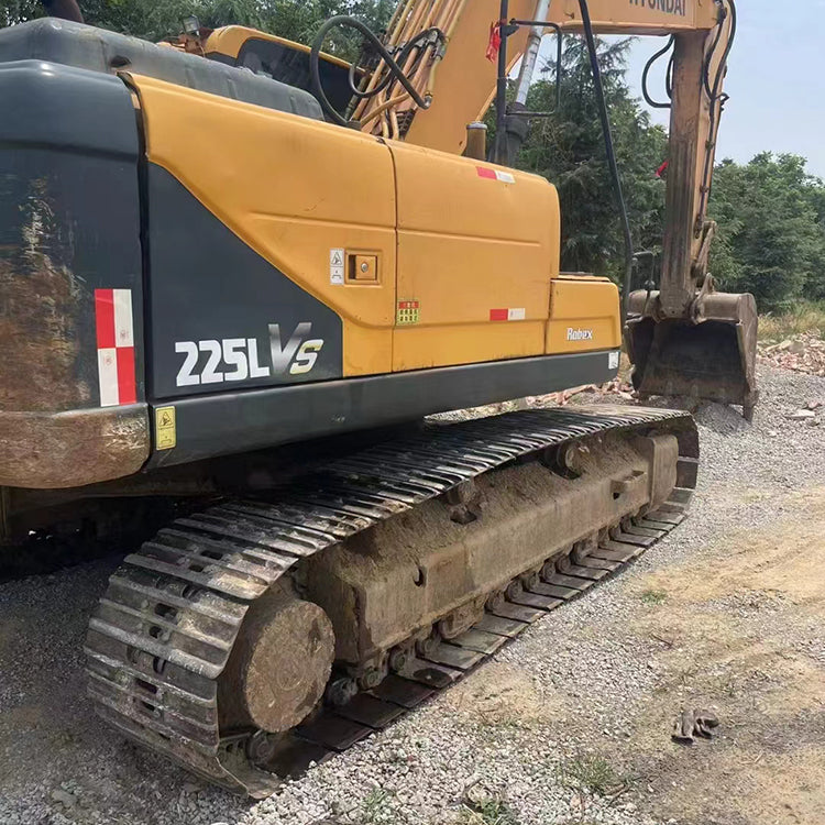 2013 Year Used Hyundai Excavator 225L VS